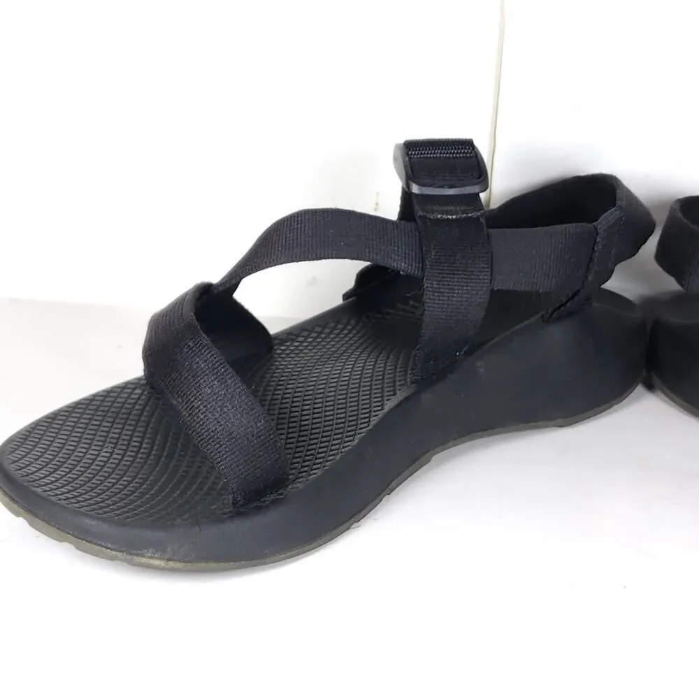 Chaco Men's Z Cloud Size US11 Black Strappy Outdoor Sport Sandals Shoes